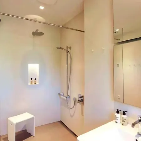 Relaxing Lakeside Escape In Hellerup With Sauna & Garden Villa *